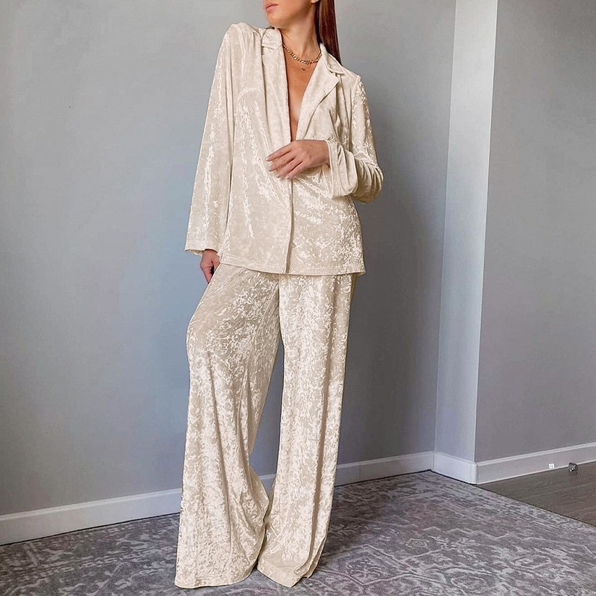 Velvet Blazer Women - طقم نسائي من قطعتين: بيجامة مخملية