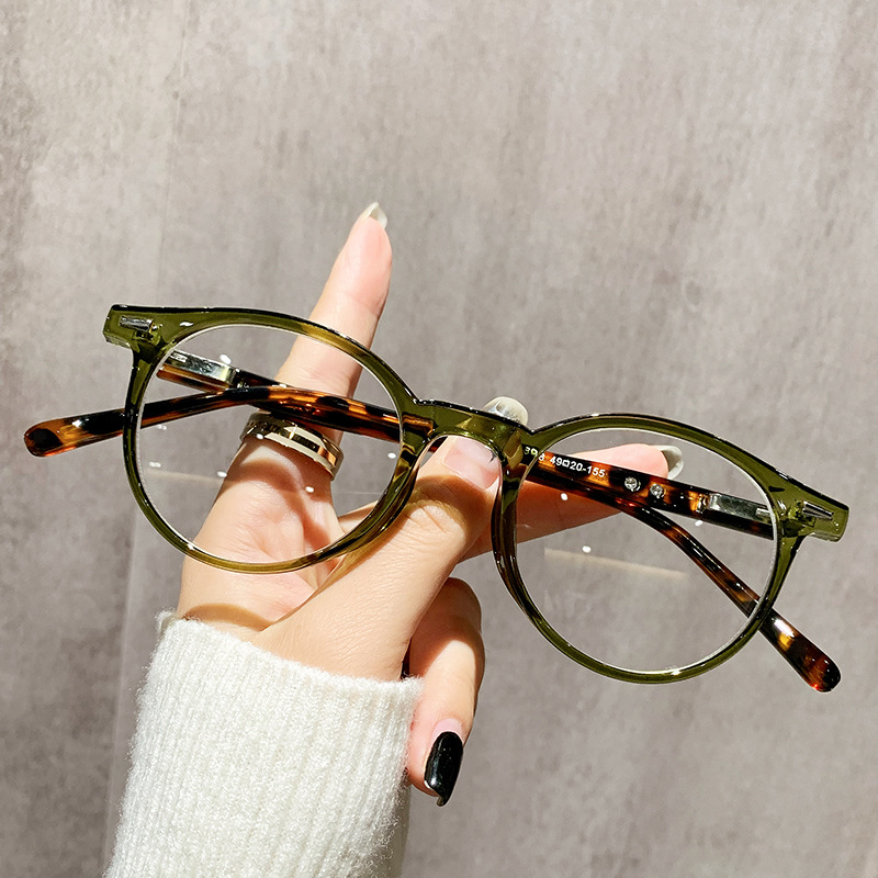 Women'S Fashion Glasses Non Prescription - نظارات عصرية فاخرة خفيفة الوزن مضادة