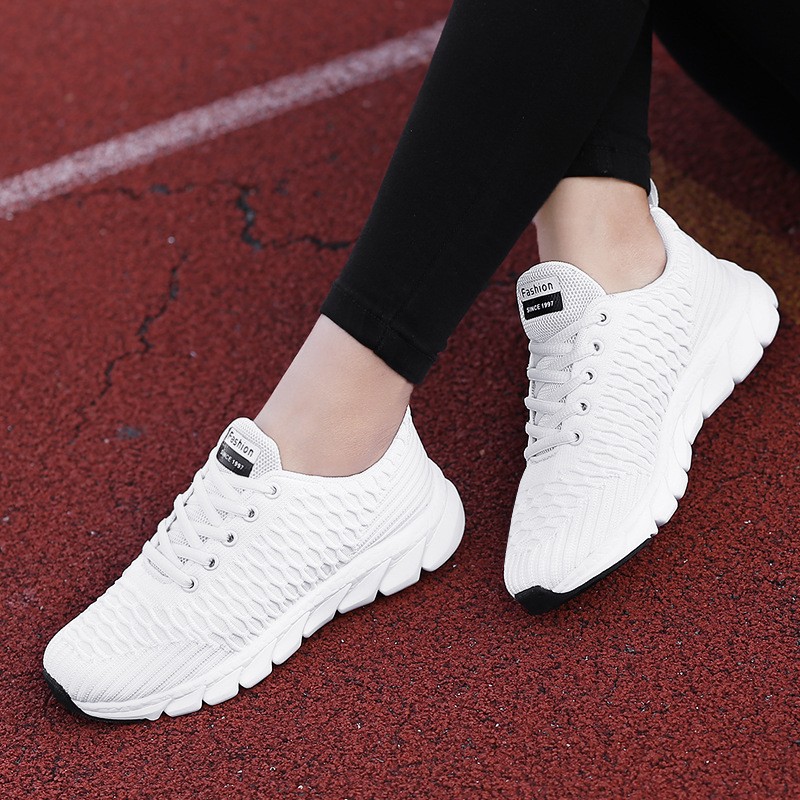 أحذية رياضية أحذية امرأة موضة  - مراجعة New Balance Fashion Women وسعره