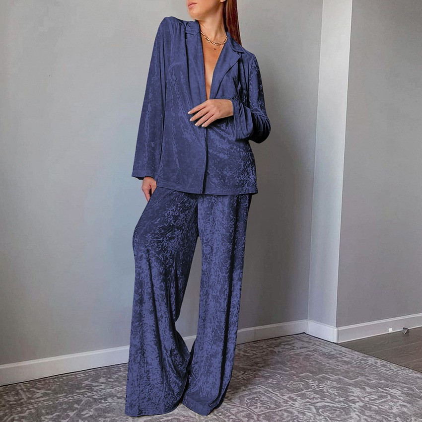 طقم نسائي من قطعتين: بيجامة مخ - مراجعة Velvet Blazer Women وسعره