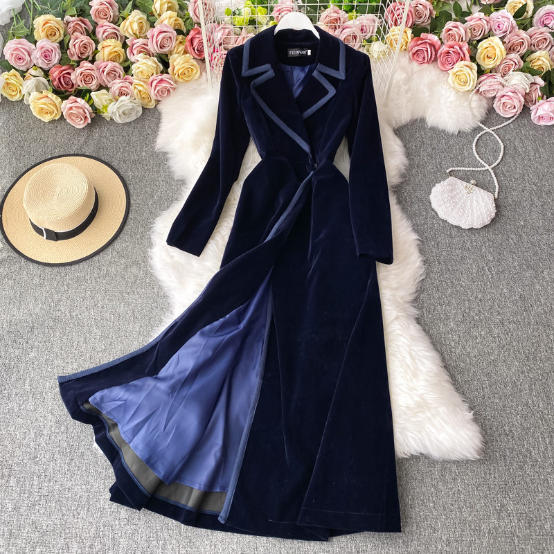 المرأة السوداء المخملية السترة - مراجعة Velvet Blazer Women وسعره