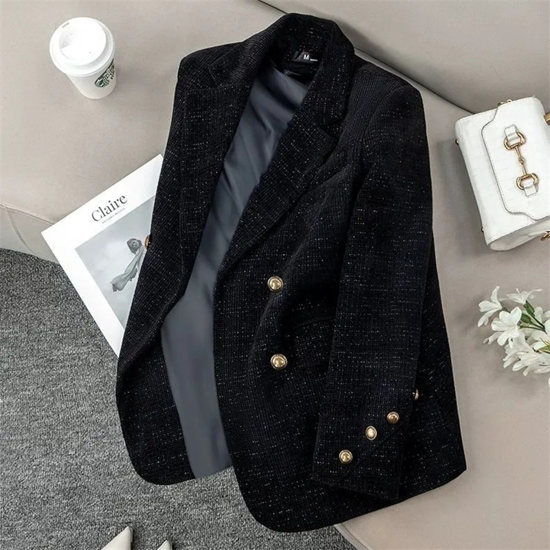 جاكيت بدلة نسائي من الكوردروي  - مراجعة Velvet Blazer Women وسعره