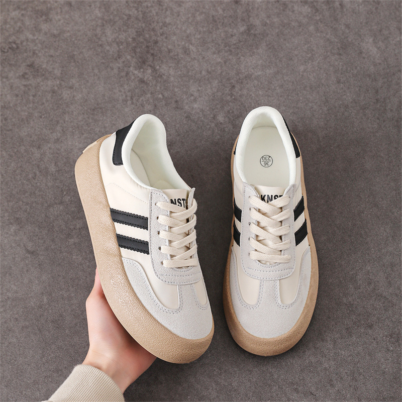 أحذية رياضية نسائية جديدة قابل - مراجعة New Balance Fashion Women وسعره